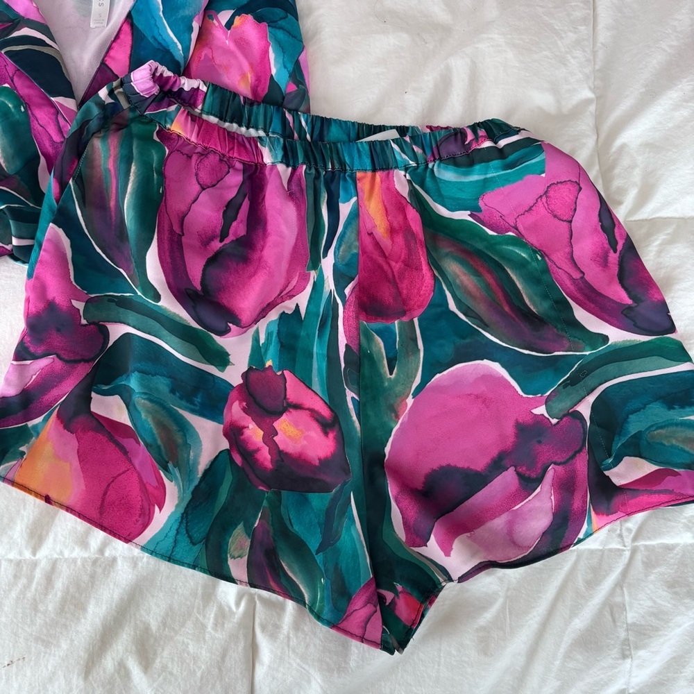 Fabletics | Floral two‎ piece summer pajama set (small top/medium bottom) - Picture 8 of 10